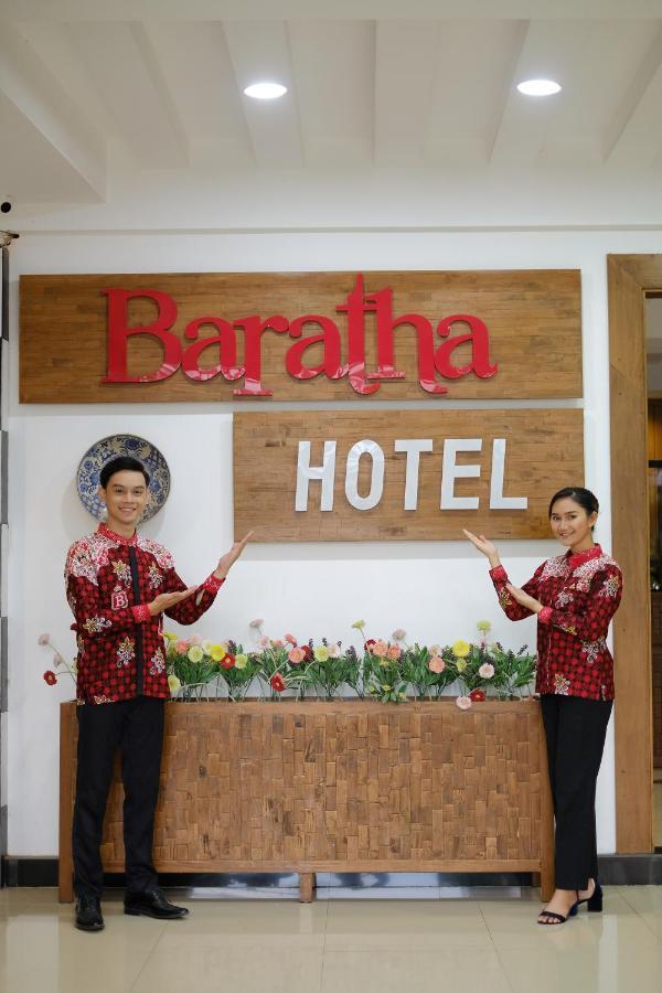 Baratha Hotel & Resto Bondowoso ภายนอก รูปภาพ